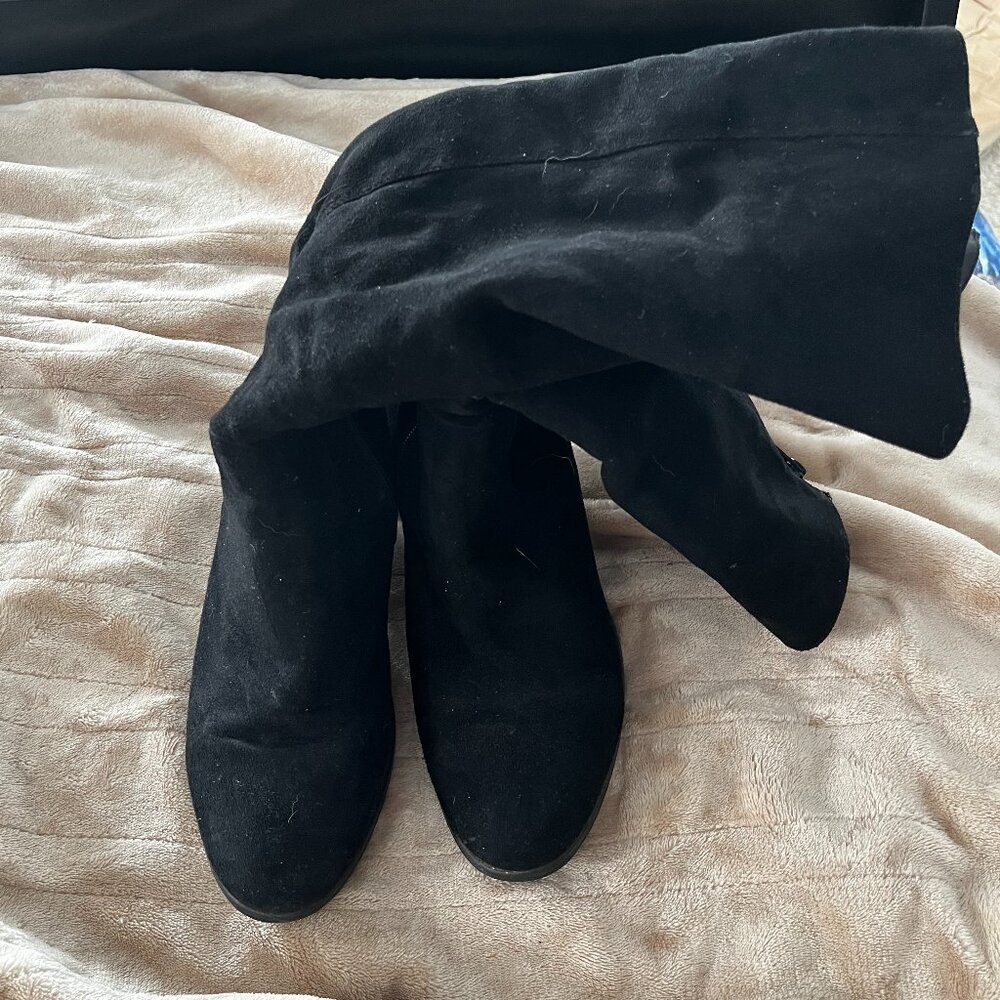 Black suede boots